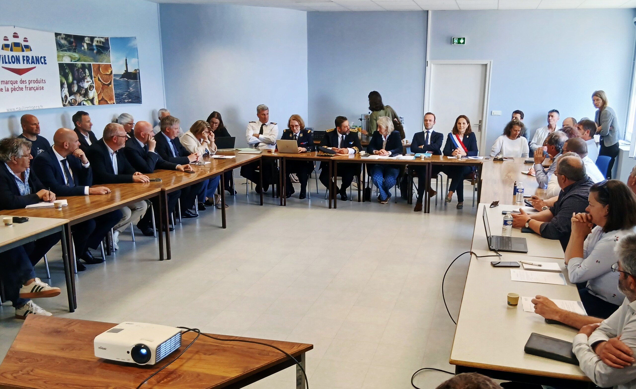 Image for Visite de la ministre de la pêche en Bretagne : ouvrir une réelle voie de transition pour la filière